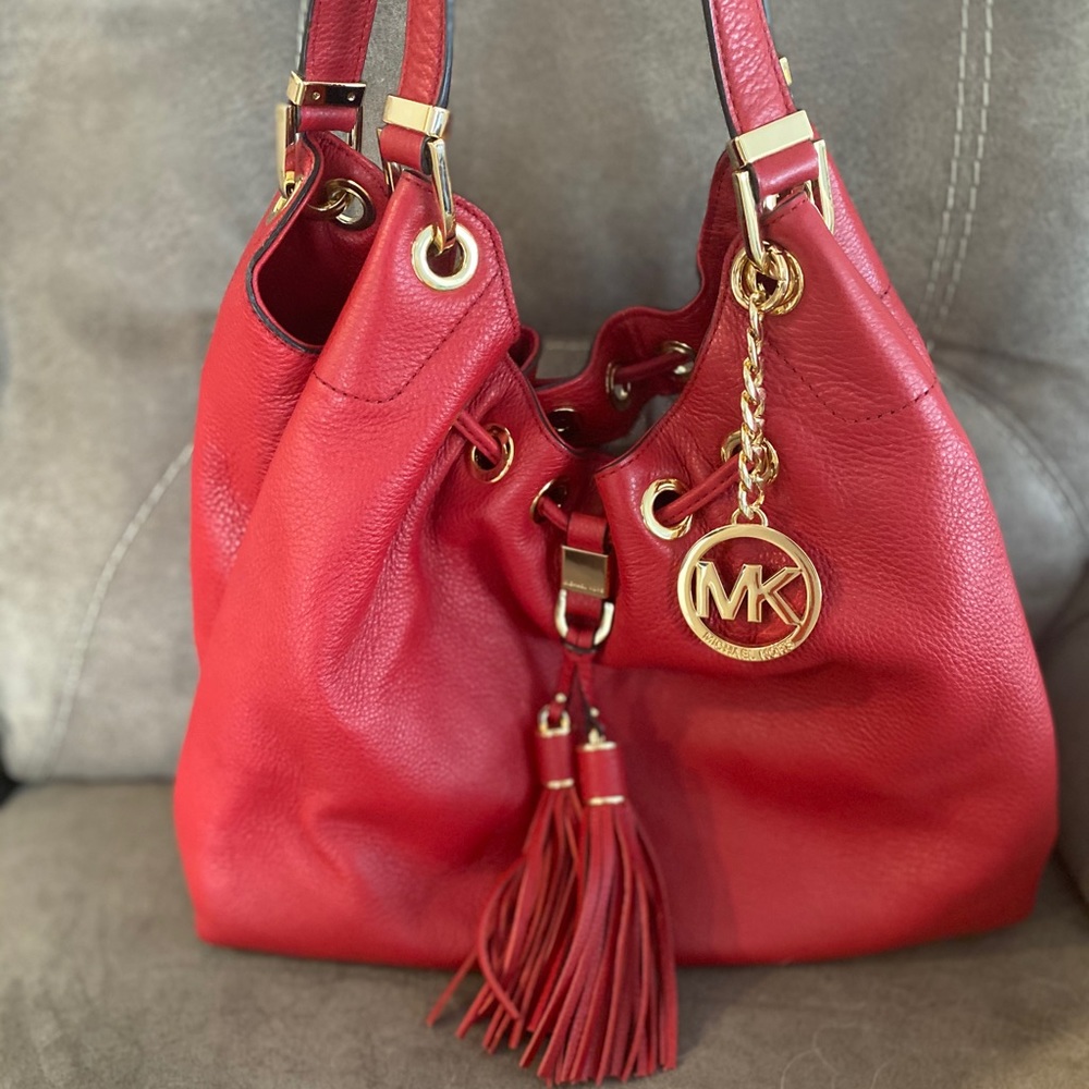 LIKE NEW Micheal Kors Handbag